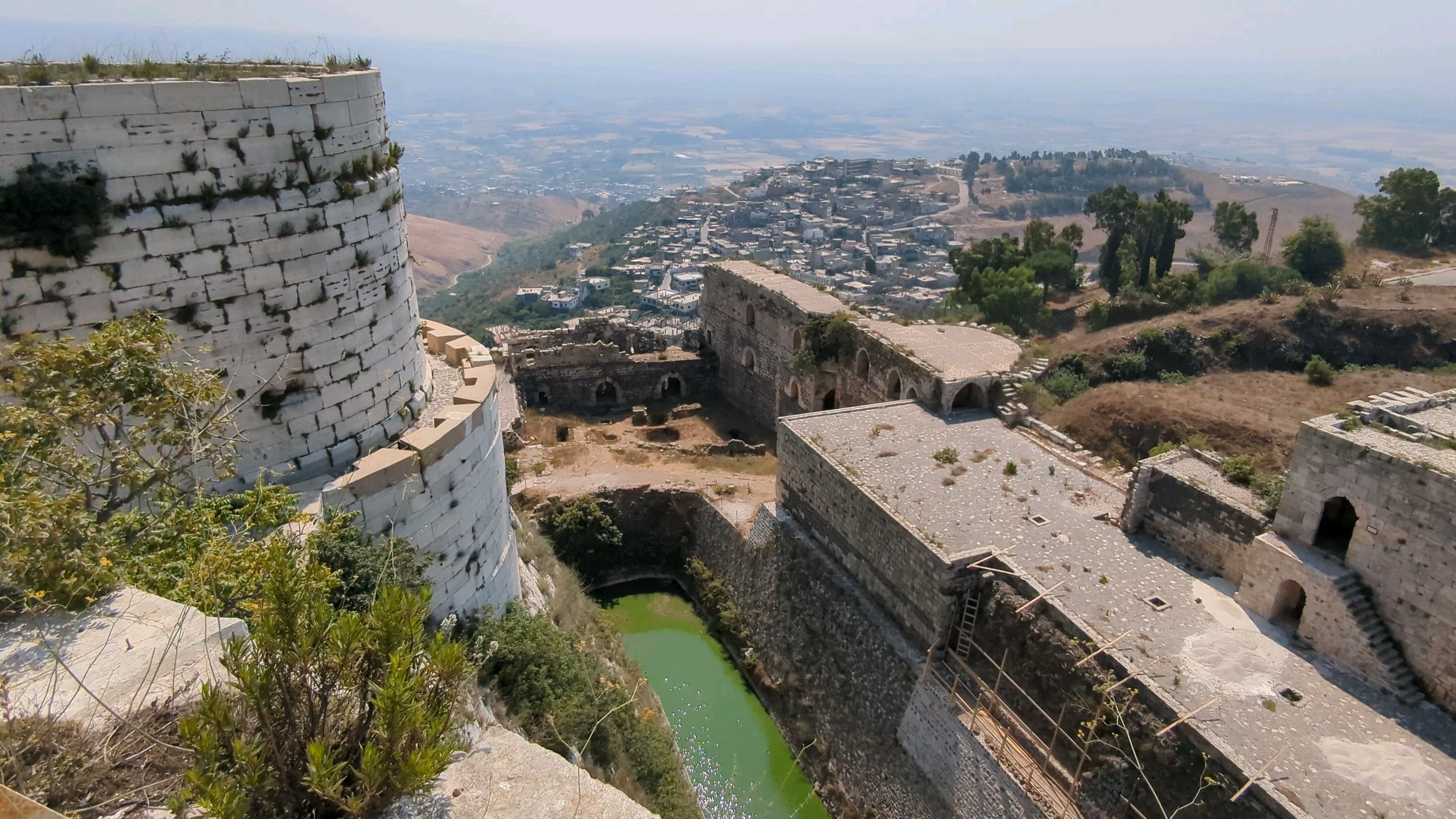 Wallpaper: Syria_Castle.jpg